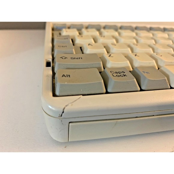 Vintage Toshiba Satellite Laptop - UNTESTED - T1950CS/200 PA1152U VT - FOR PARTS - Picture 4 of 14